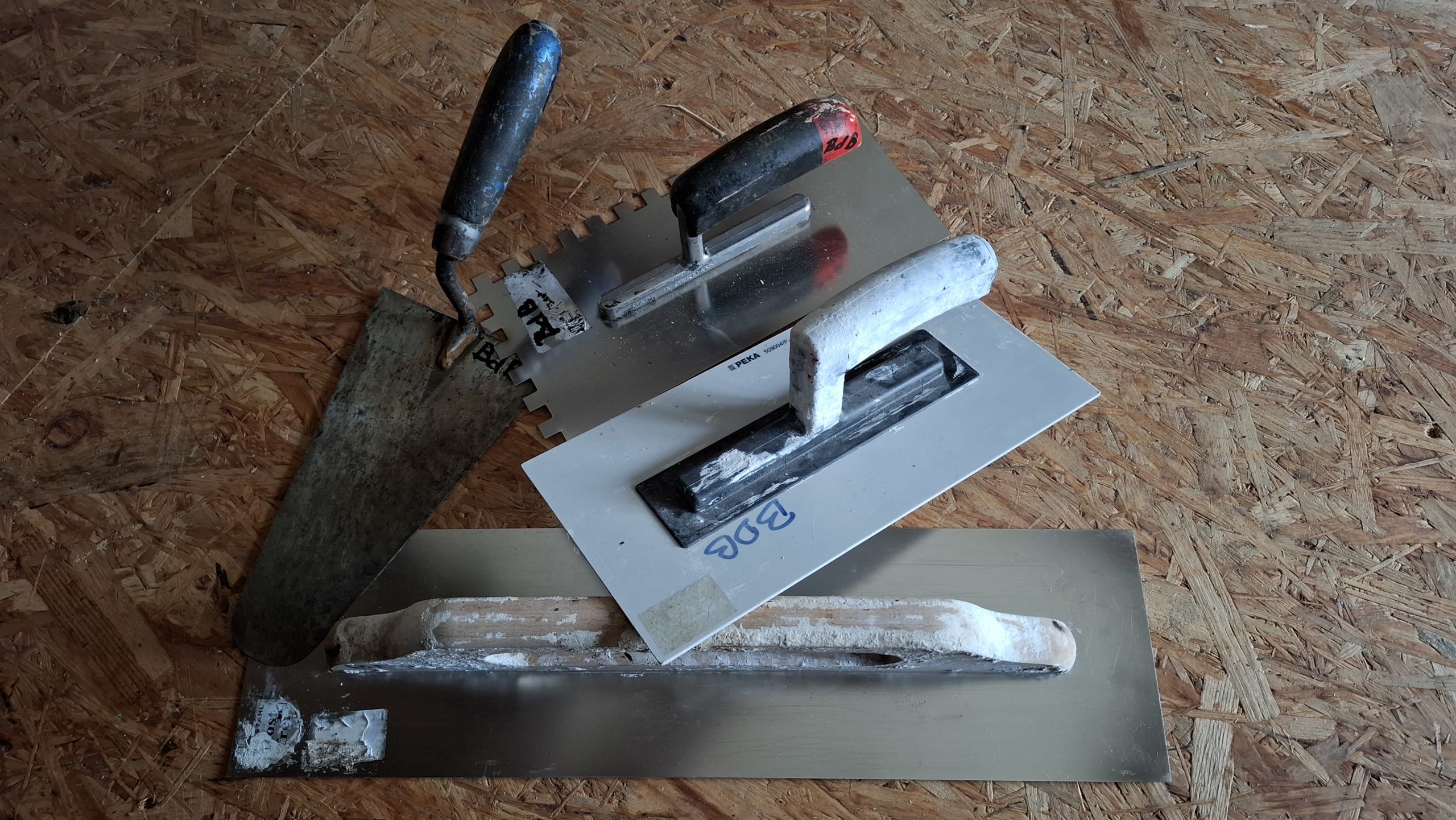 BdB-macoM001 – Set de maçonnerie truelle et taloches